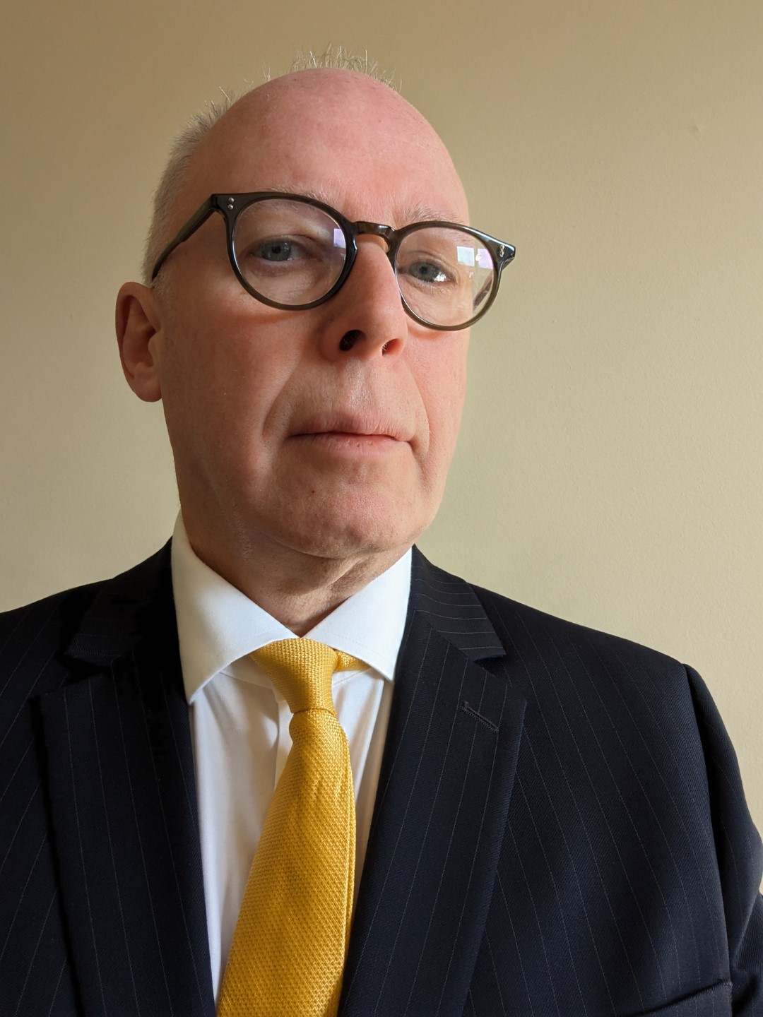 Dr Richard M Marshall