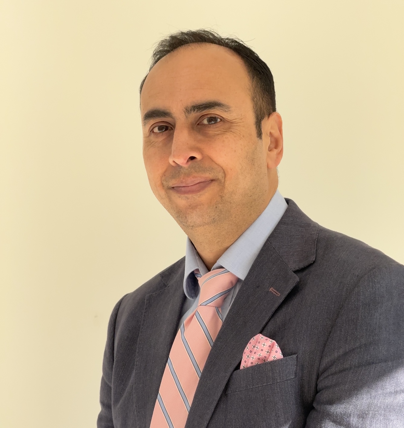 Dr Sumit Das